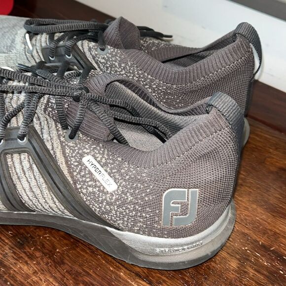 FootJoy Men's Hyperflex Stratofoam Gray lightweight Soft Spike Cleat Golf Shoes - Picture 4 of 7